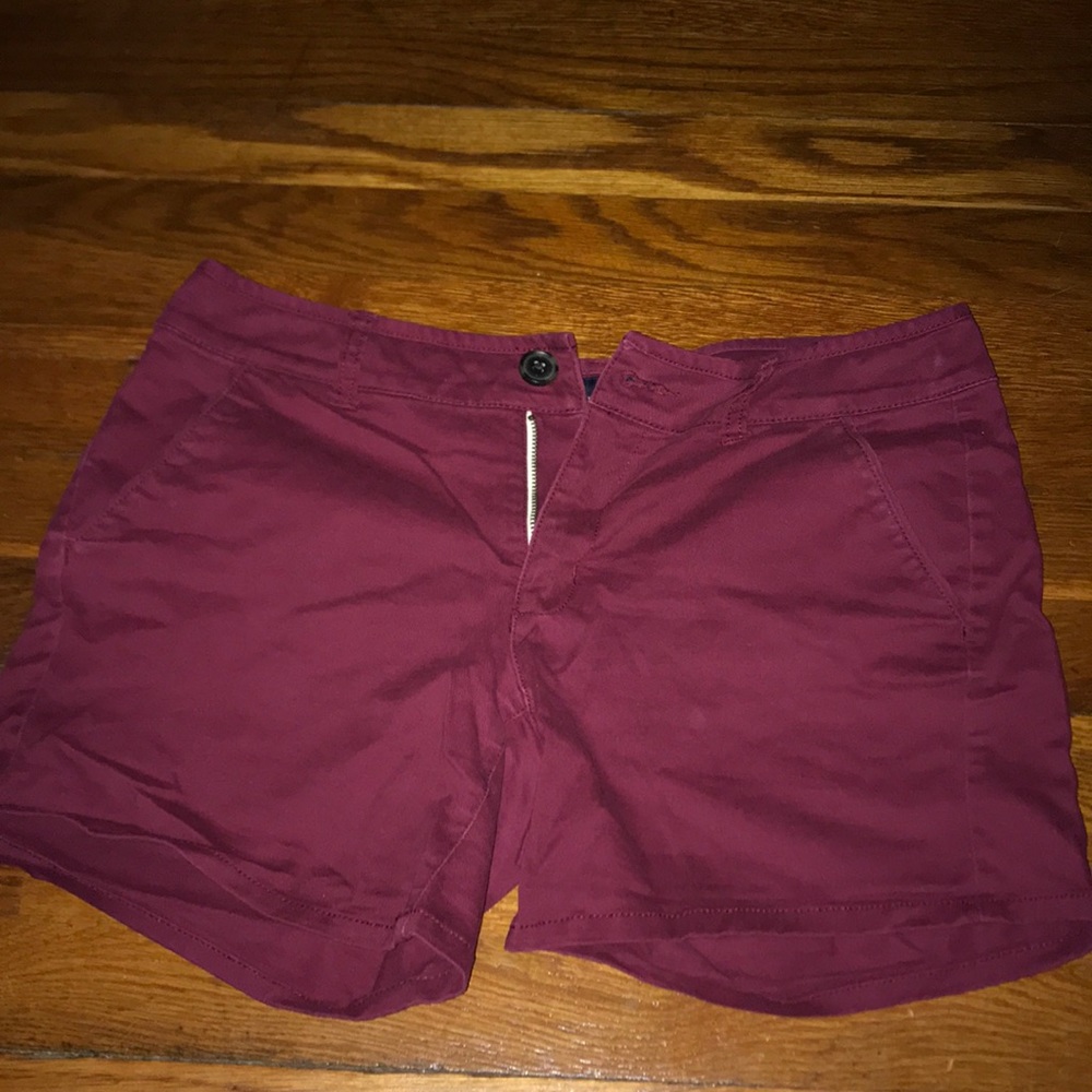 Khaki midi shorts
